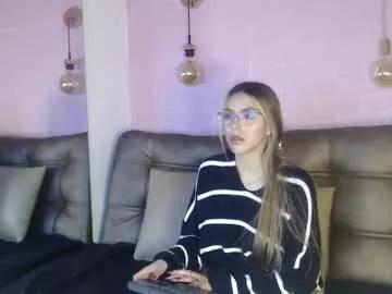 valentina_red18 from Chaturbate is Freechat