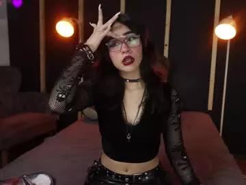 Check-out the world of girls and talk with our steaming hot slutz, bringing your desired characters to life with authentic apparel and cam streams.