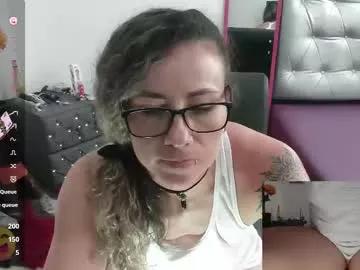 Check-out the world of girls and talk with our steaming hot slutz, bringing your desired characters to life with authentic apparel and cam streams.