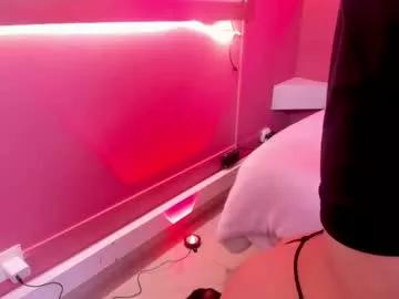 Check-out the world of girls and talk with our steaming hot slutz, bringing your desired characters to life with authentic apparel and cam streams.