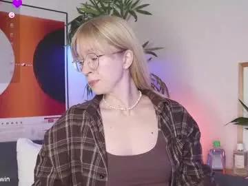 Check-out the world of girls and talk with our steaming hot slutz, bringing your desired characters to life with authentic apparel and cam streams.