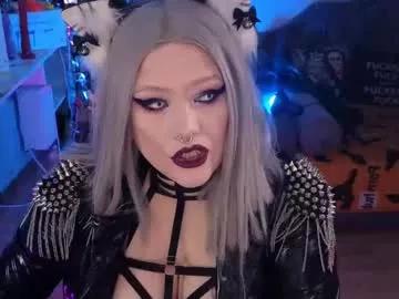 Check-out the world of girls and talk with our steaming hot slutz, bringing your desired characters to life with authentic apparel and cam streams.