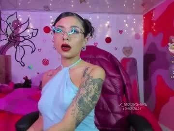 Check-out the world of girls and talk with our steaming hot slutz, bringing your desired characters to life with authentic apparel and cam streams.