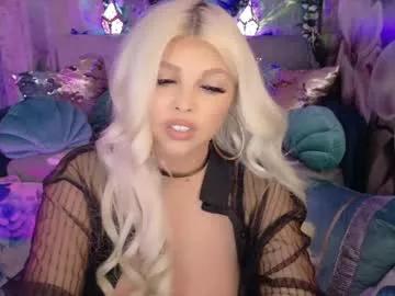 Check-out the world of girls and talk with our steaming hot slutz, bringing your desired characters to life with authentic apparel and cam streams.