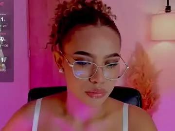 Check-out the world of girls and talk with our steaming hot slutz, bringing your desired characters to life with authentic apparel and cam streams.