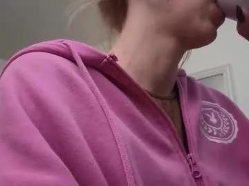 xxxxxqueenxxxxx from Chaturbate is Freechat