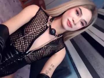 Check-out the world of girls and talk with our steaming hot slutz, bringing your desired characters to life with authentic apparel and cam streams.