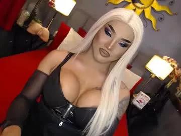 Check-out the world of girls and talk with our steaming hot slutz, bringing your desired characters to life with authentic apparel and cam streams.