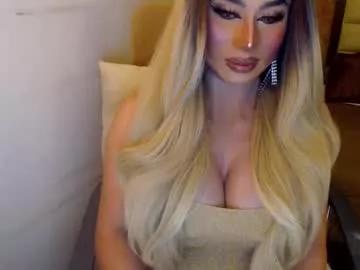 Check-out the world of girls and talk with our steaming hot slutz, bringing your desired characters to life with authentic apparel and cam streams.