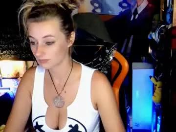 Check-out the world of girls and talk with our steaming hot slutz, bringing your desired characters to life with authentic apparel and cam streams.