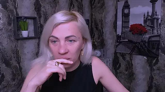 Check-out the world of girls and talk with our steaming hot slutz, bringing your desired characters to life with authentic apparel and cam streams.