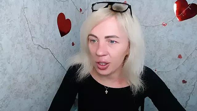 Check-out the world of girls and talk with our steaming hot slutz, bringing your desired characters to life with authentic apparel and cam streams.