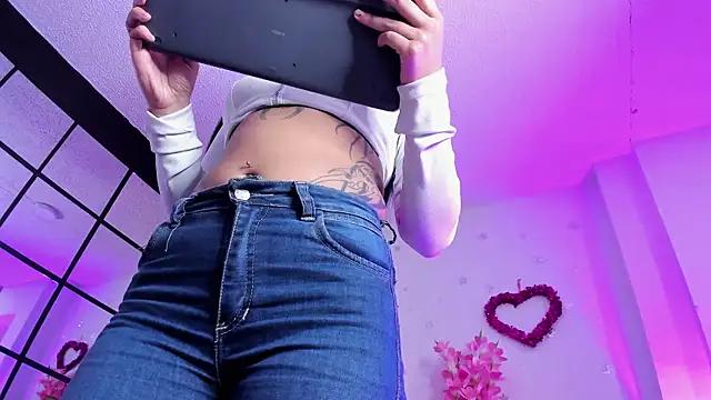 Check-out the world of girls and talk with our steaming hot slutz, bringing your desired characters to life with authentic apparel and cam streams.