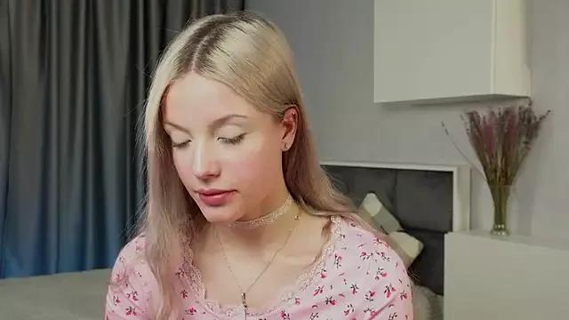 Check-out the world of girls and talk with our steaming hot slutz, bringing your desired characters to life with authentic apparel and cam streams.