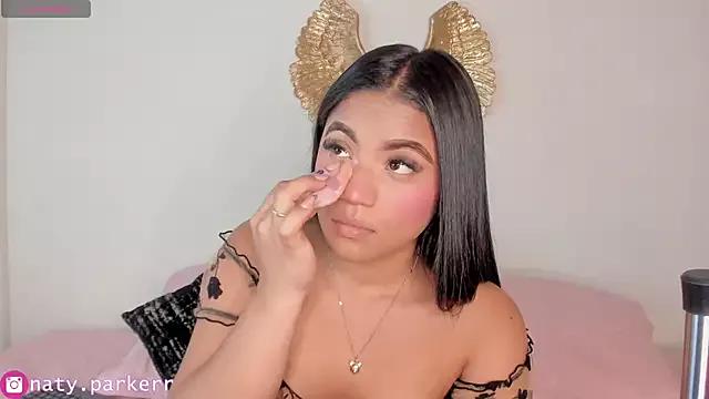 Check-out the world of girls and talk with our steaming hot slutz, bringing your desired characters to life with authentic apparel and cam streams.