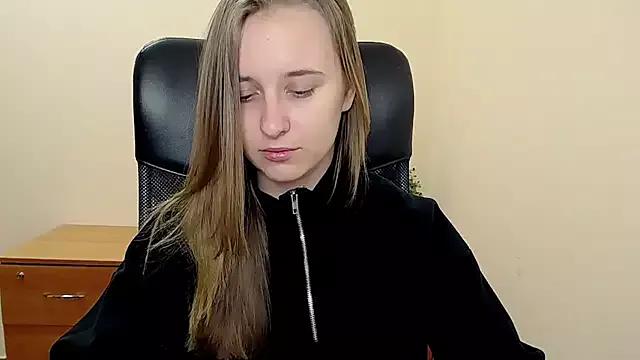 _Nicole_new from StripChat is Freechat