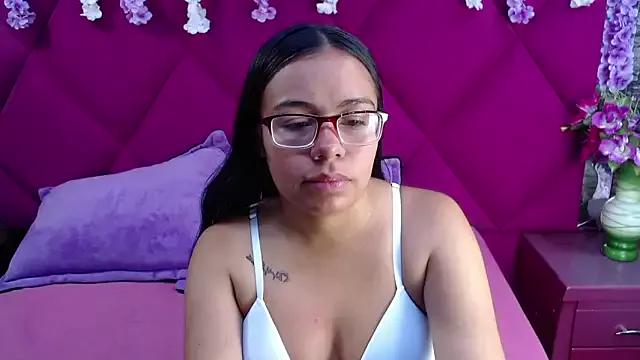 Check-out the world of girls and talk with our steaming hot slutz, bringing your desired characters to life with authentic apparel and cam streams.