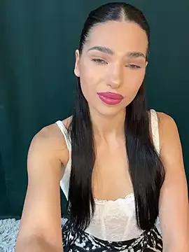Check-out the world of girls and talk with our steaming hot slutz, bringing your desired characters to life with authentic apparel and cam streams.