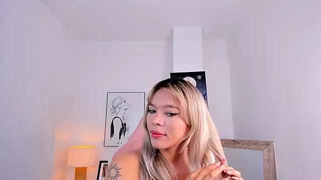 Check-out the world of girls and talk with our steaming hot slutz, bringing your desired characters to life with authentic apparel and cam streams.
