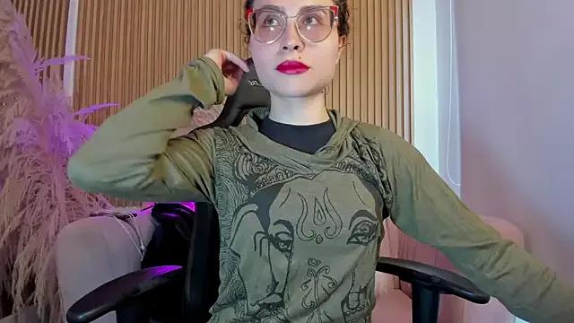 Check-out the world of girls and talk with our steaming hot slutz, bringing your desired characters to life with authentic apparel and cam streams.