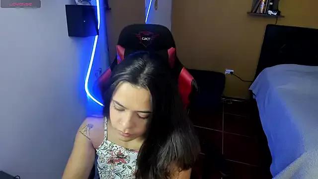 AlexaRivers from StripChat is Freechat