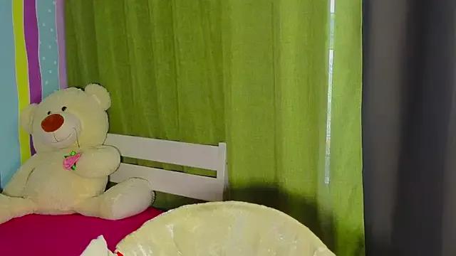Alice_Pops from StripChat is Freechat
