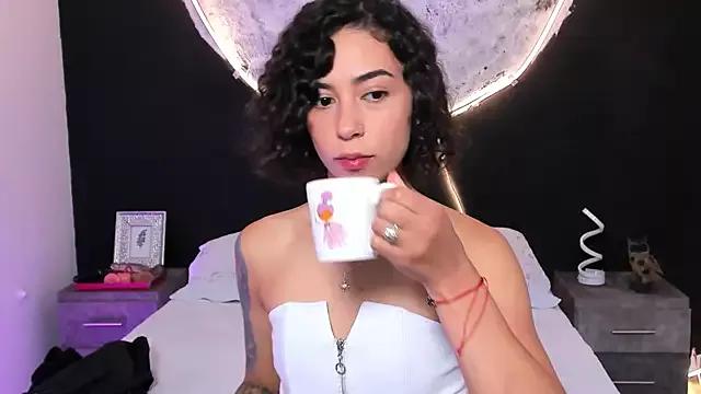 Check-out the world of girls and talk with our steaming hot slutz, bringing your desired characters to life with authentic apparel and cam streams.
