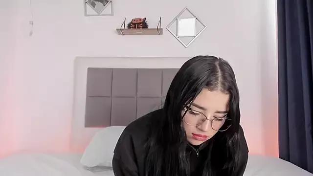 aliice_walker_ from StripChat is Freechat