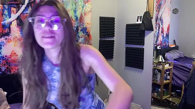 Check-out the world of girls and talk with our steaming hot slutz, bringing your desired characters to life with authentic apparel and cam streams.