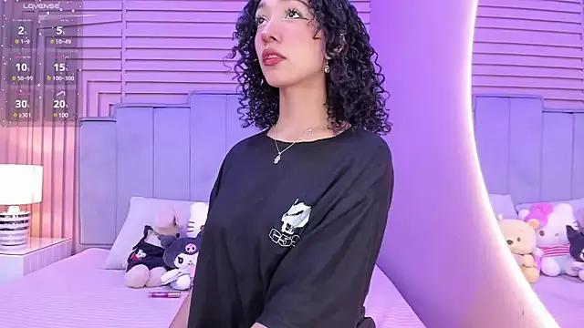 Check-out the world of girls and talk with our steaming hot slutz, bringing your desired characters to life with authentic apparel and cam streams.