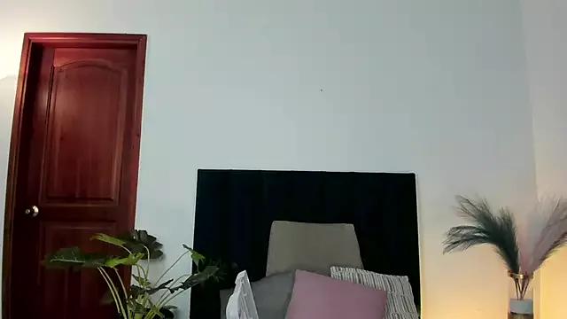 AlissaNix from StripChat is Freechat