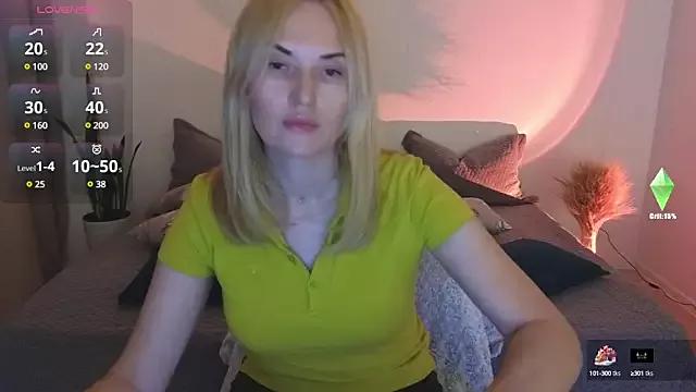 AlisssaRose from StripChat is Freechat
