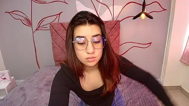 Check-out the world of girls and talk with our steaming hot slutz, bringing your desired characters to life with authentic apparel and cam streams.