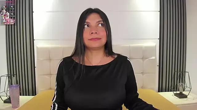 amber_fiore from StripChat is Freechat