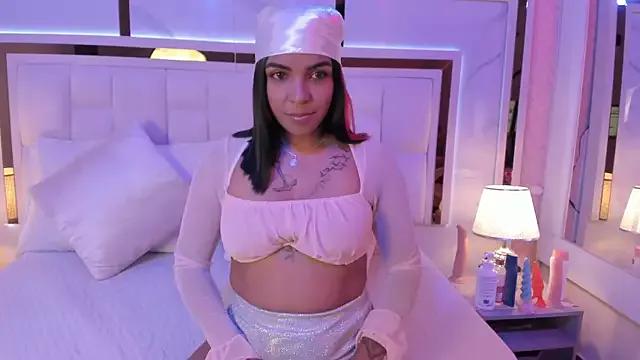 Check-out the world of girls and talk with our steaming hot slutz, bringing your desired characters to life with authentic apparel and cam streams.