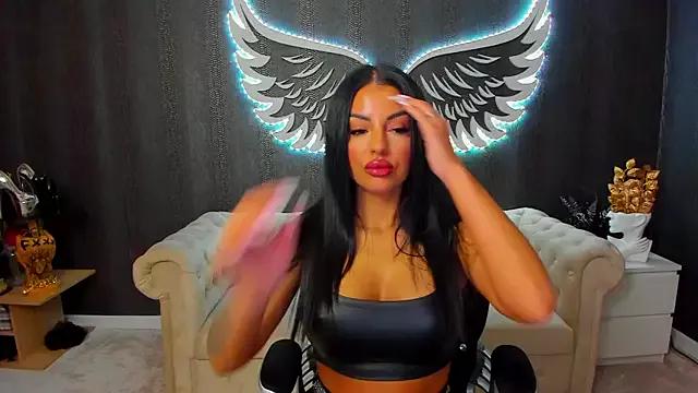 Check-out the world of girls and talk with our steaming hot slutz, bringing your desired characters to life with authentic apparel and cam streams.