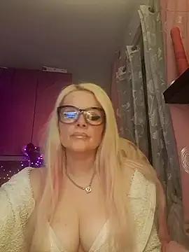 Check-out the world of girls and talk with our steaming hot slutz, bringing your desired characters to life with authentic apparel and cam streams.