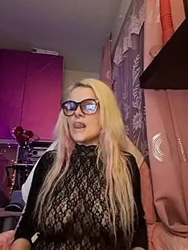 Check-out the world of girls and talk with our steaming hot slutz, bringing your desired characters to life with authentic apparel and cam streams.