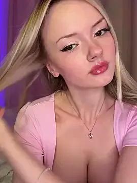 Check-out the world of girls and talk with our steaming hot slutz, bringing your desired characters to life with authentic apparel and cam streams.