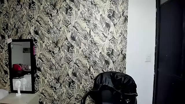 Anhell7_x from StripChat is Freechat