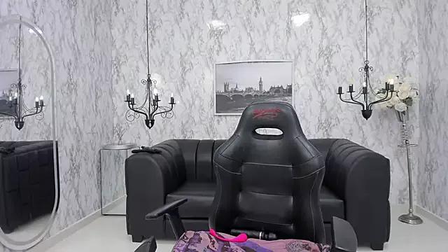 Check-out the world of girls and talk with our steaming hot slutz, bringing your desired characters to life with authentic apparel and cam streams.