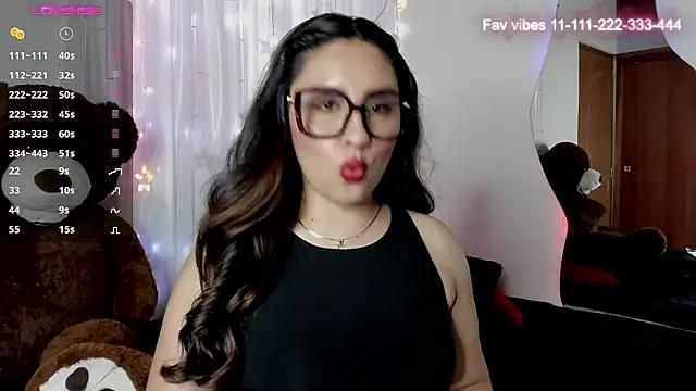 Check-out the world of girls and talk with our steaming hot slutz, bringing your desired characters to life with authentic apparel and cam streams.