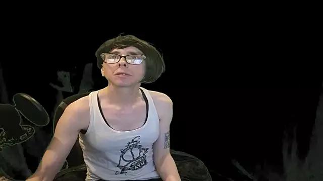 Check-out the world of girls and talk with our steaming hot slutz, bringing your desired characters to life with authentic apparel and cam streams.