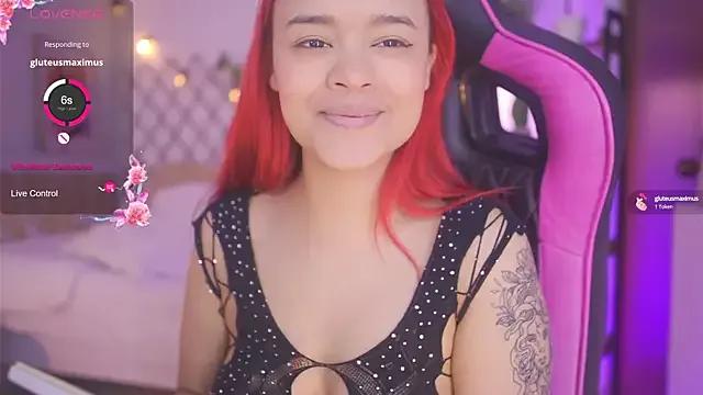 arie_stone_ from StripChat is Freechat