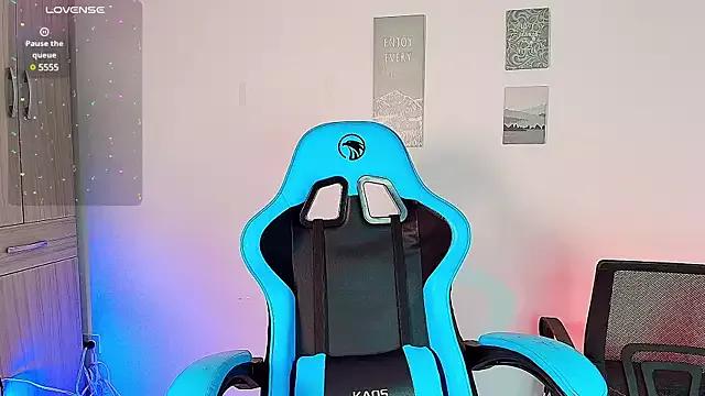Check-out the world of girls and talk with our steaming hot slutz, bringing your desired characters to life with authentic apparel and cam streams.