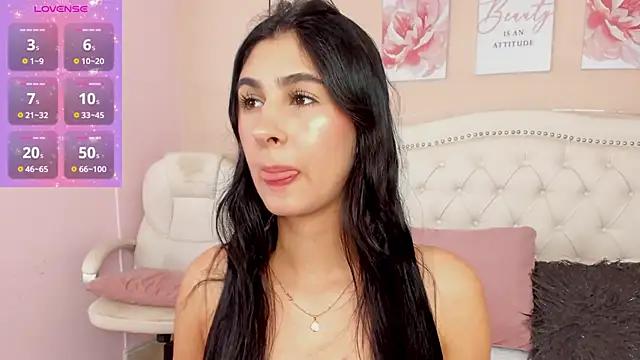 Check-out the world of girls and talk with our steaming hot slutz, bringing your desired characters to life with authentic apparel and cam streams.