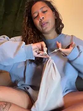 Check-out the world of girls and talk with our steaming hot slutz, bringing your desired characters to life with authentic apparel and cam streams.