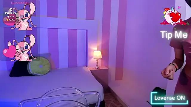 AshlyFox9 from StripChat is Freechat