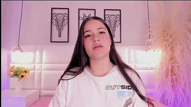 Check-out the world of girls and talk with our steaming hot slutz, bringing your desired characters to life with authentic apparel and cam streams.