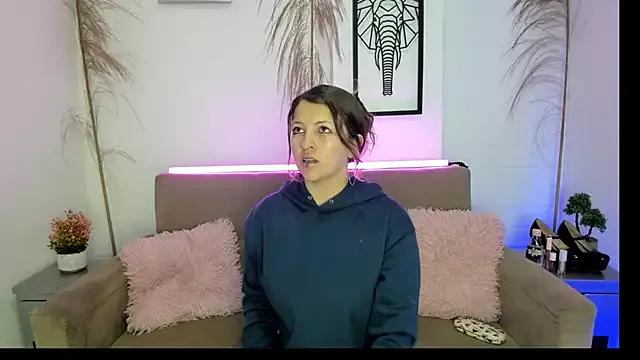 Check-out the world of girls and talk with our steaming hot slutz, bringing your desired characters to life with authentic apparel and cam streams.